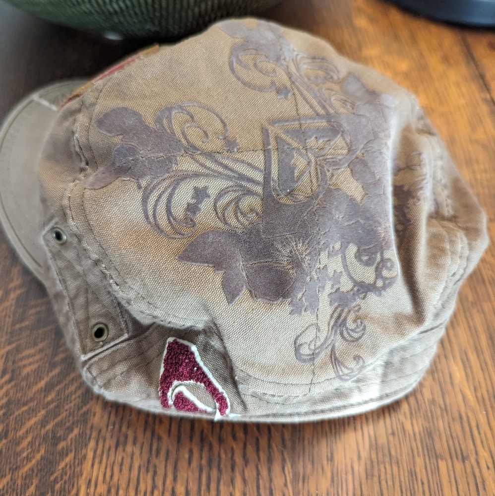 Roxy cap - Picture 2 of 4
